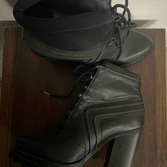 gx by Gwen Stefani Women's Cope Boot - Picture 5 of 5